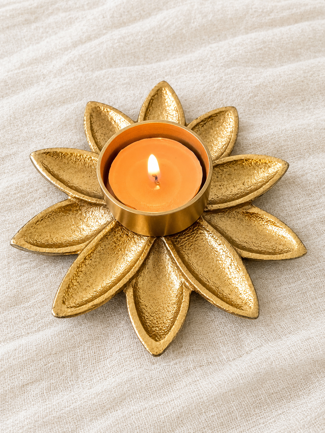 Vintage Lily Tealight Holder